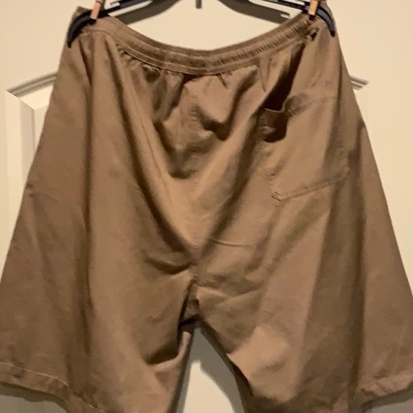 BILLABONG MEN'S SHORTS  ~ KHAKI ~ 2XL ~ NWT - Picture 2 of 11